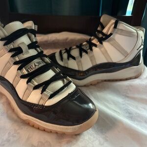Nike Air Jordan retro 11 gratitude 2023